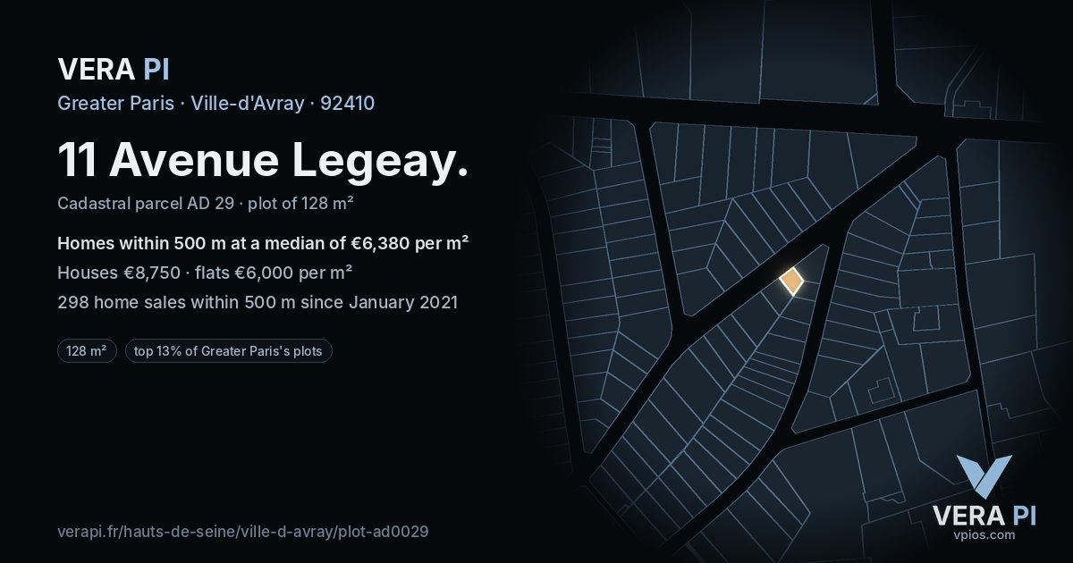 11 Avenue Legeay, Ville-d'Avray at night – the plot lit, the parcels around coloured by the prices near them
