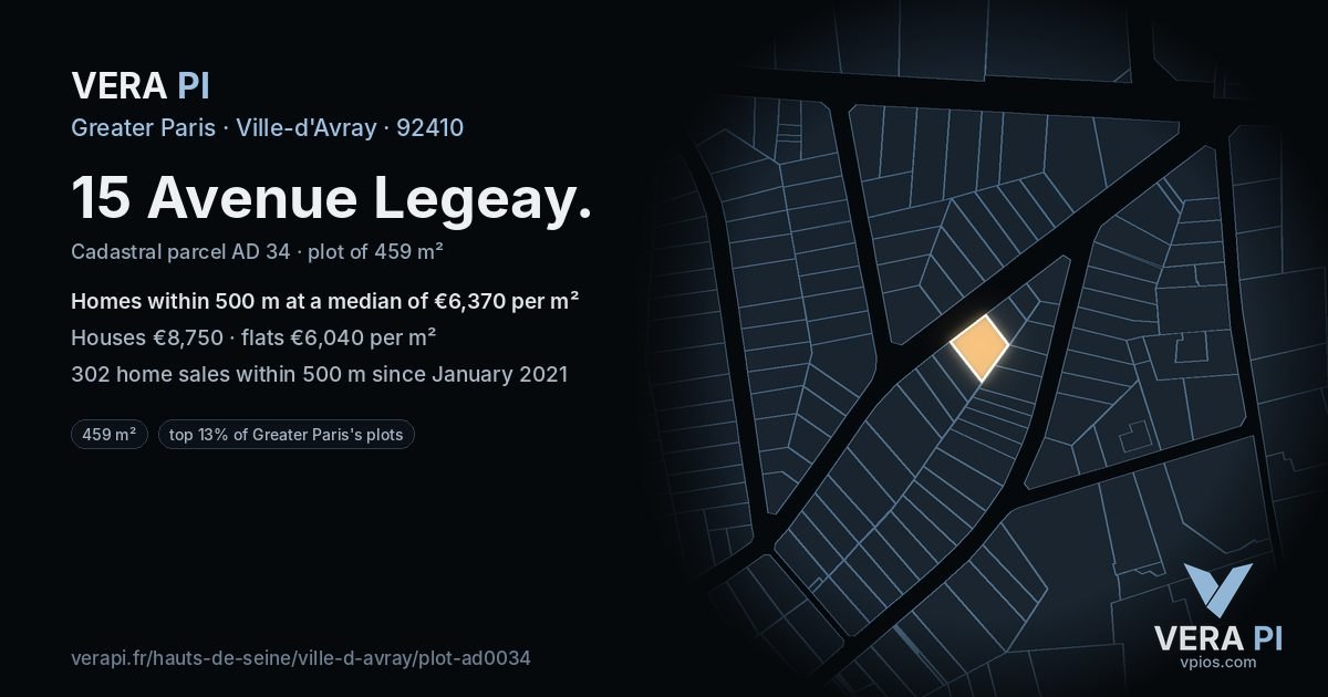 15 Avenue Legeay, Ville-d'Avray at night – the plot lit, the parcels around coloured by the prices near them