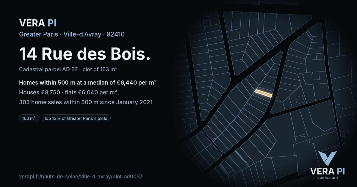 14 Rue des Bois, Ville-d'Avray at night – the plot lit, the parcels around coloured by the prices near them