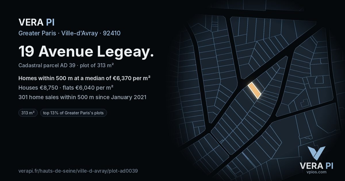 19 Avenue Legeay, Ville-d'Avray at night – the plot lit, the parcels around coloured by the prices near them
