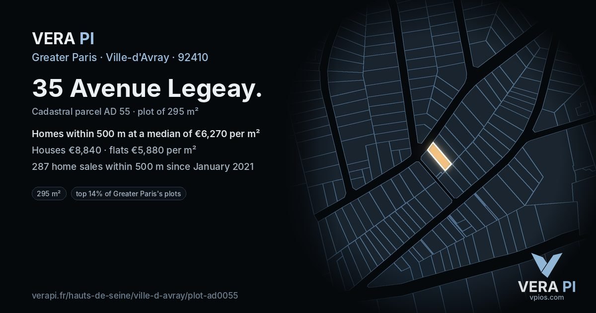 35 Avenue Legeay, Ville-d'Avray at night – the plot lit, the parcels around coloured by the prices near them