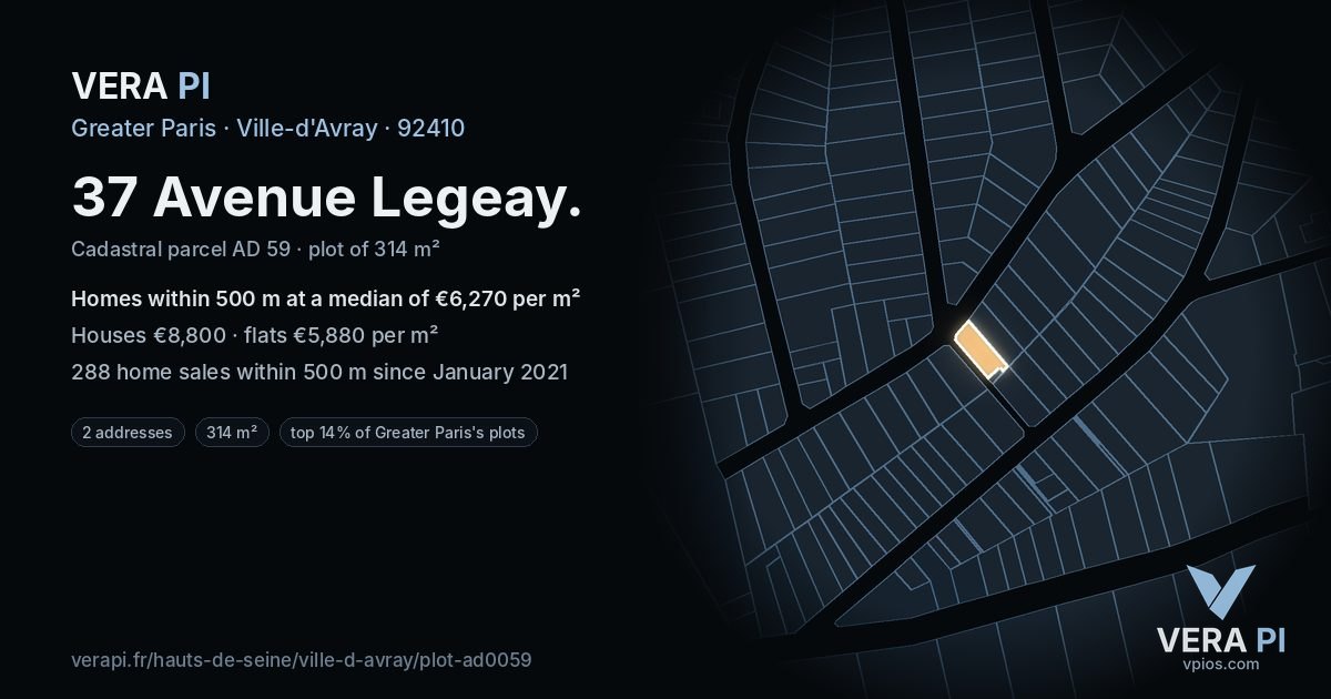37 Avenue Legeay, Ville-d'Avray at night – the plot lit, the parcels around coloured by the prices near them