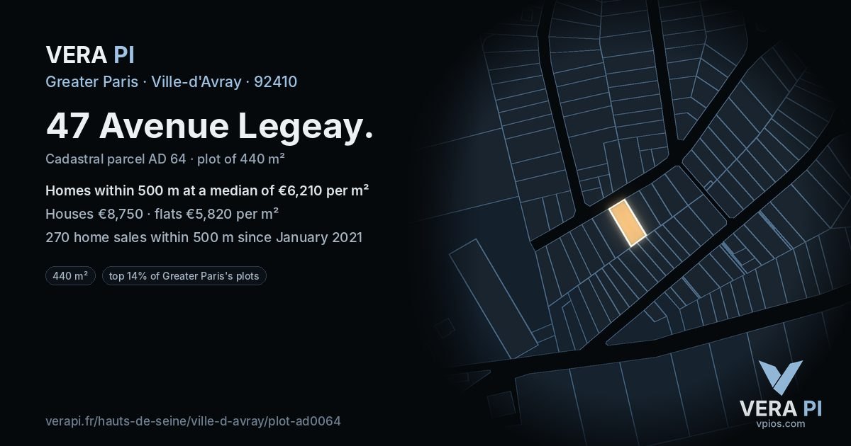 47 Avenue Legeay, Ville-d'Avray at night – the plot lit, the parcels around coloured by the prices near them