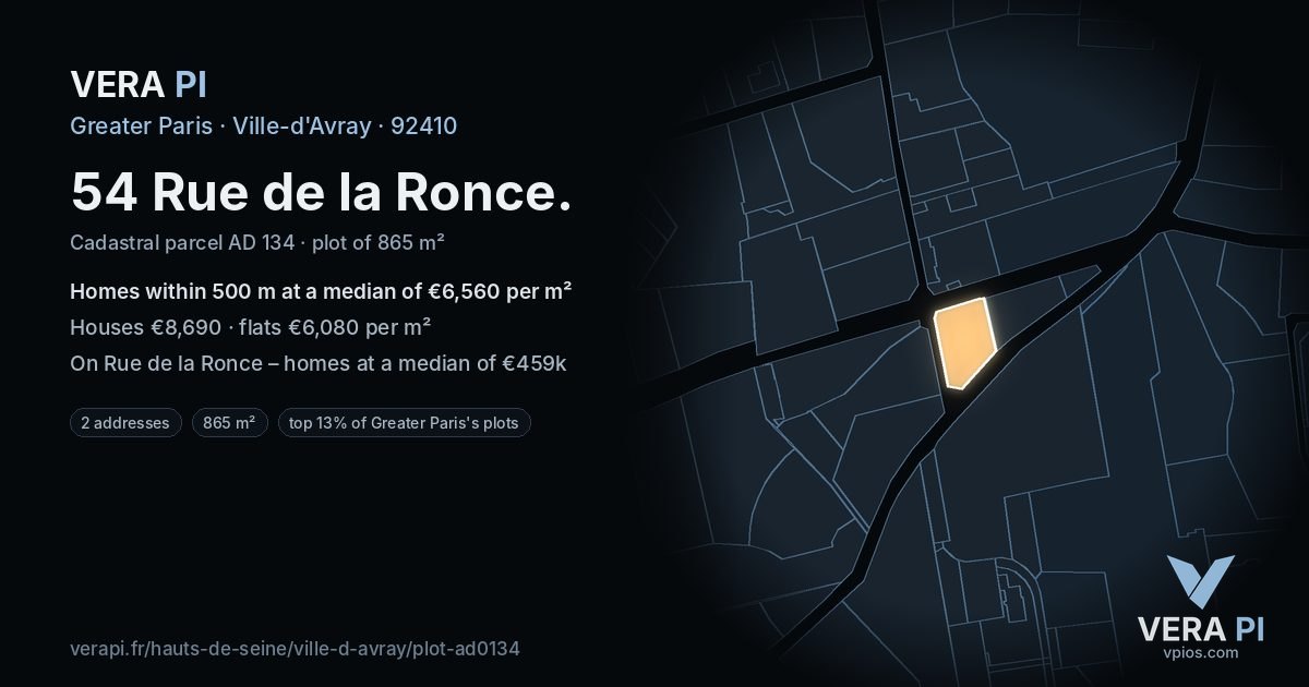 54 Rue de la Ronce, Ville-d'Avray at night – the plot lit, the parcels around coloured by the prices near them
