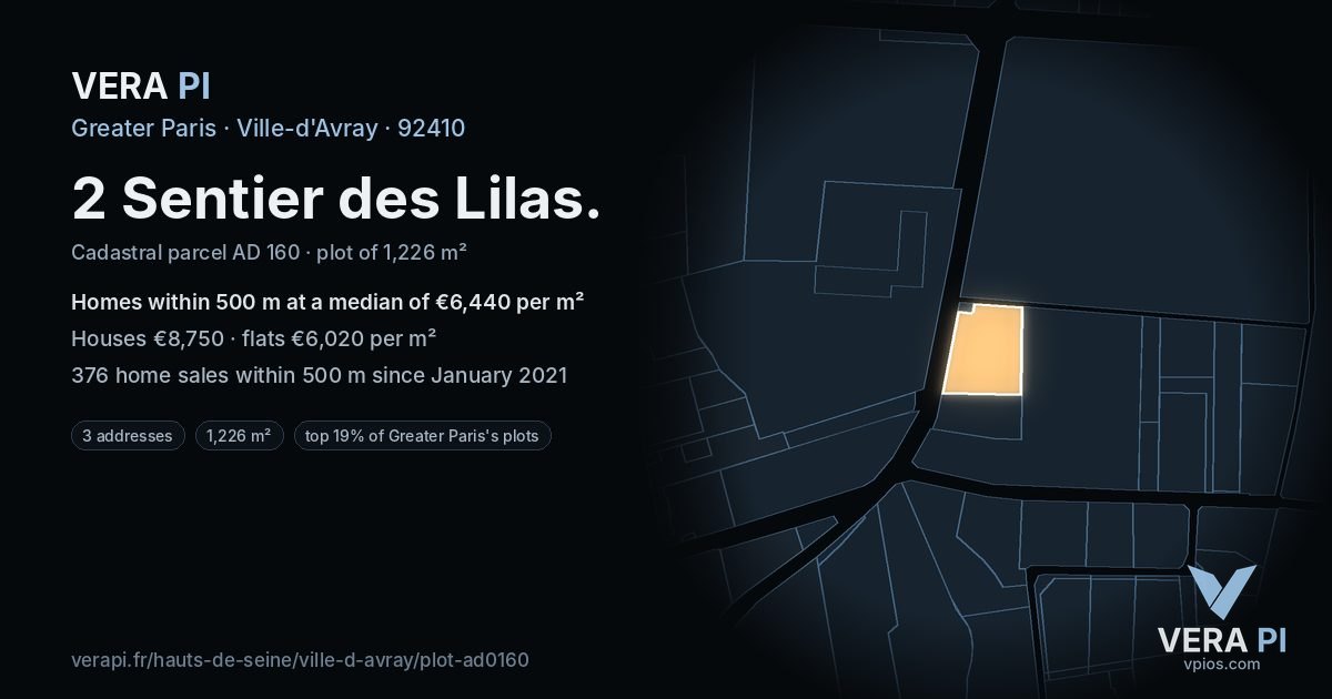 2 Sentier des Lilas, Ville-d'Avray at night – the plot lit, the parcels around coloured by the prices near them