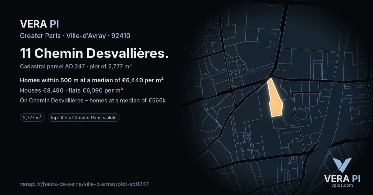 11 Chemin Desvallières, Ville-d'Avray at night – the plot lit, the parcels around coloured by the prices near them