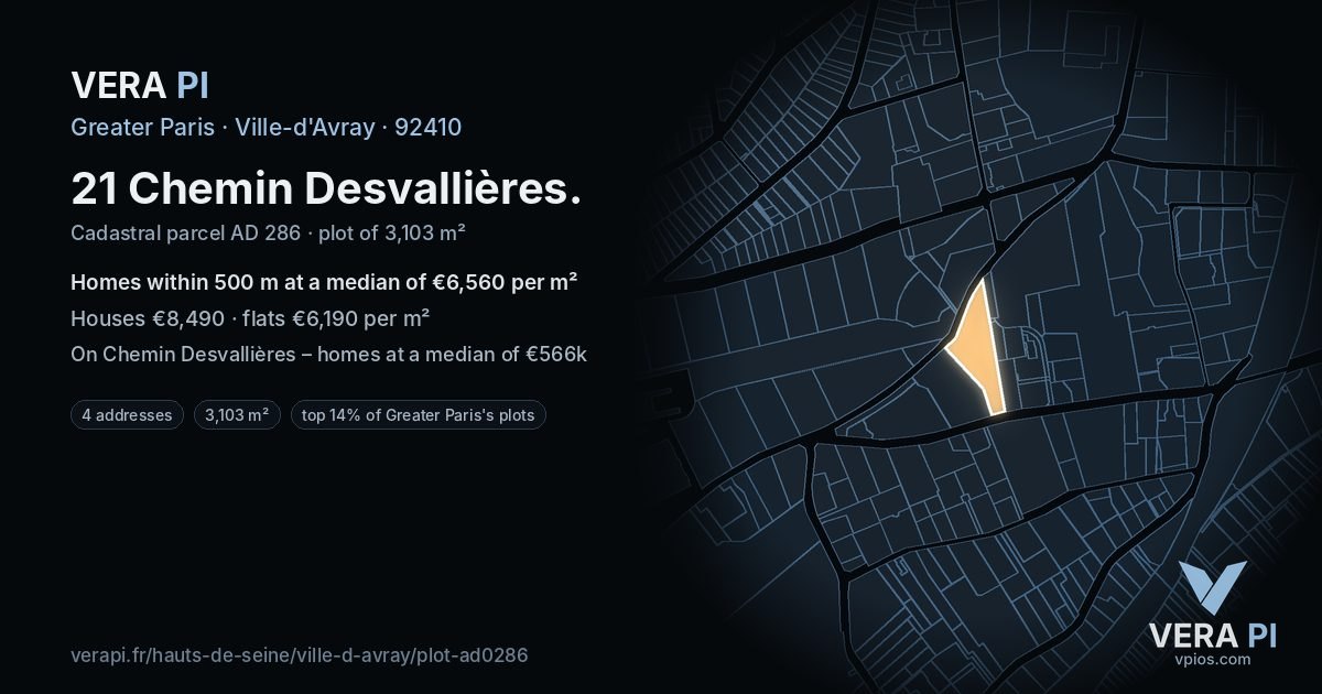 21 Chemin Desvallières, Ville-d'Avray at night – the plot lit, the parcels around coloured by the prices near them