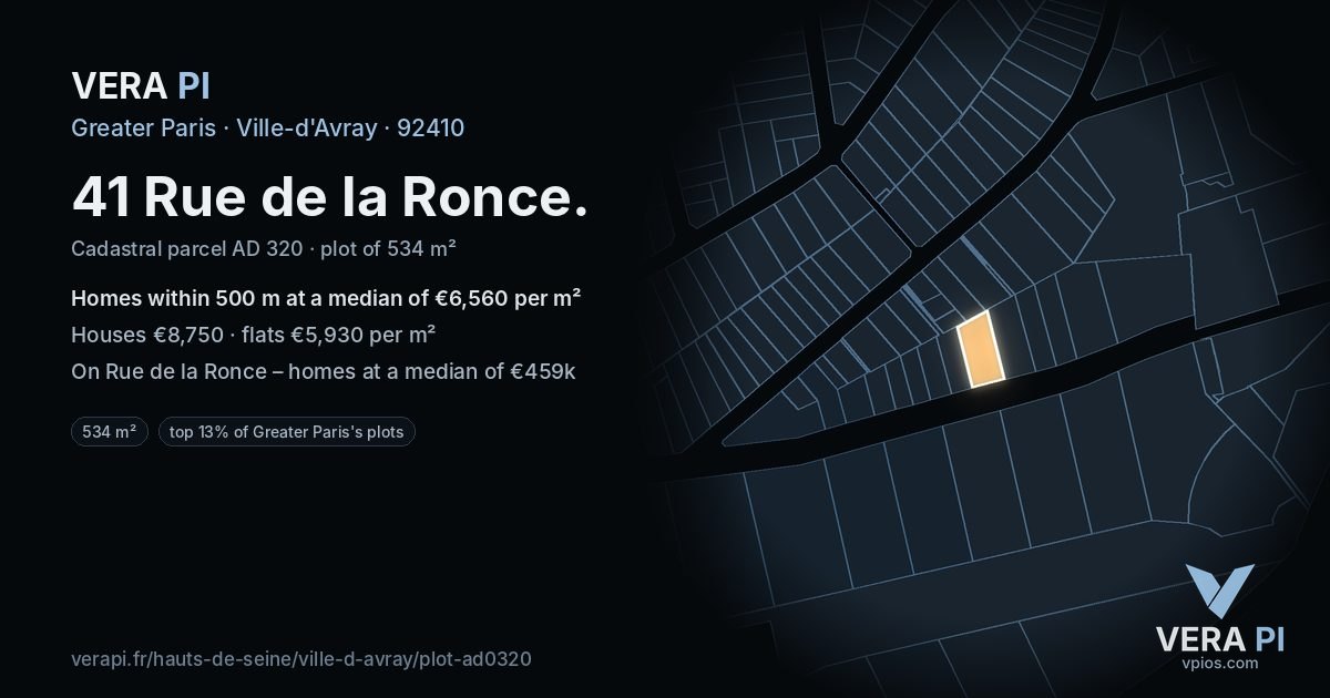 41 Rue de la Ronce, Ville-d'Avray at night – the plot lit, the parcels around coloured by the prices near them