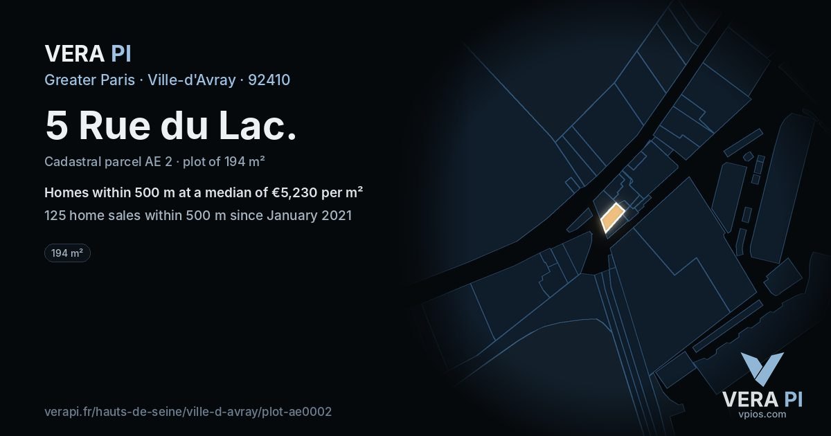 5 Rue du Lac, Ville-d'Avray at night – the plot lit, the parcels around coloured by the prices near them