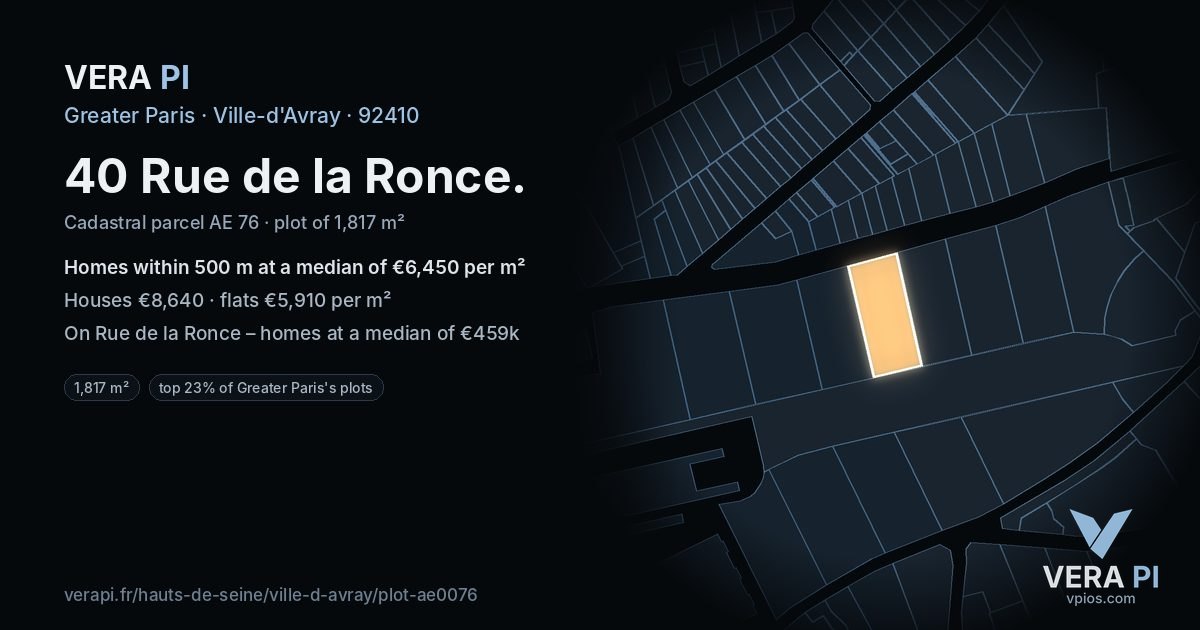 40 Rue de la Ronce, Ville-d'Avray at night – the plot lit, the parcels around coloured by the prices near them