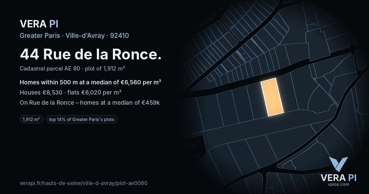 44 Rue de la Ronce, Ville-d'Avray at night – the plot lit, the parcels around coloured by the prices near them