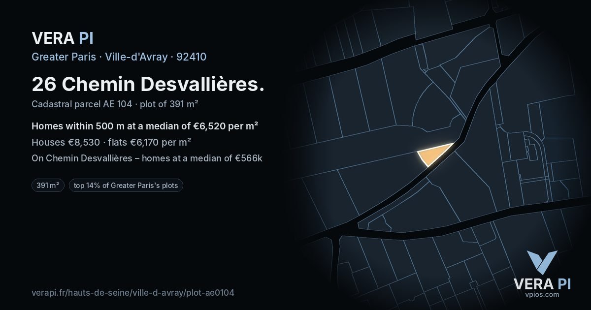 26 Chemin Desvallières, Ville-d'Avray at night – the plot lit, the parcels around coloured by the prices near them