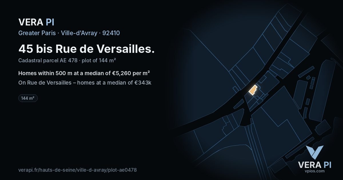 45 bis Rue de Versailles, Ville-d'Avray at night – the plot lit, the parcels around coloured by the prices near them