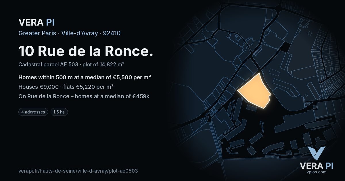 10 Rue de la Ronce, Ville-d'Avray at night – the plot lit, the parcels around coloured by the prices near them