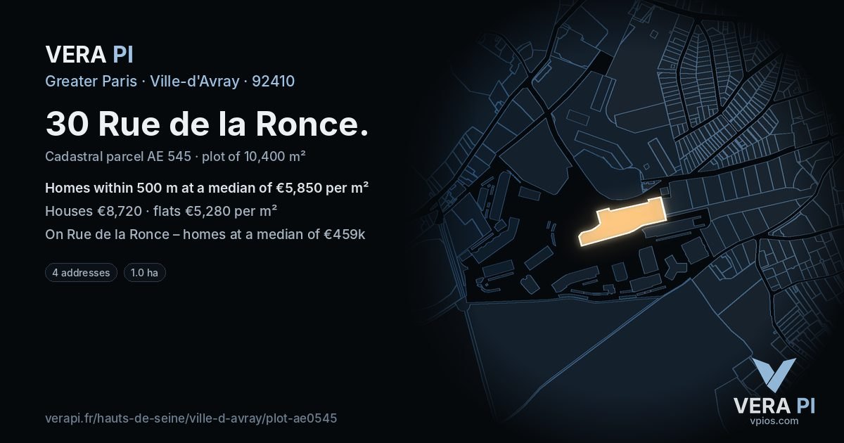 30 Rue de la Ronce, Ville-d'Avray at night – the plot lit, the parcels around coloured by the prices near them