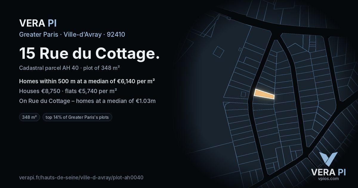 15 Rue du Cottage, Ville-d'Avray at night – the plot lit, the parcels around coloured by the prices near them