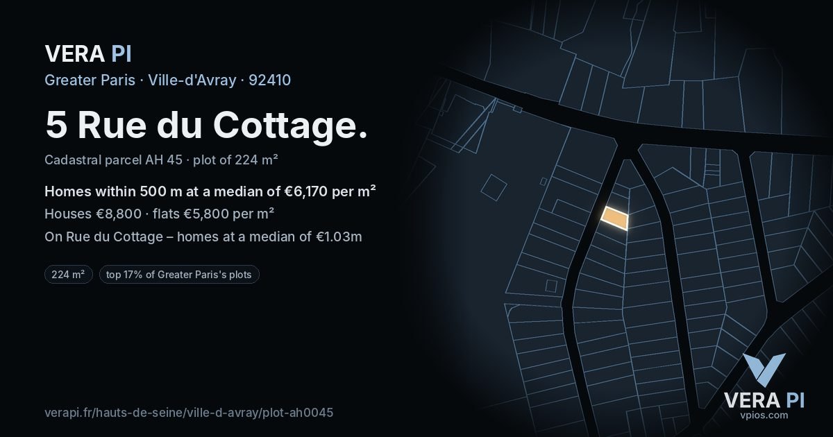 5 Rue du Cottage, Ville-d'Avray at night – the plot lit, the parcels around coloured by the prices near them
