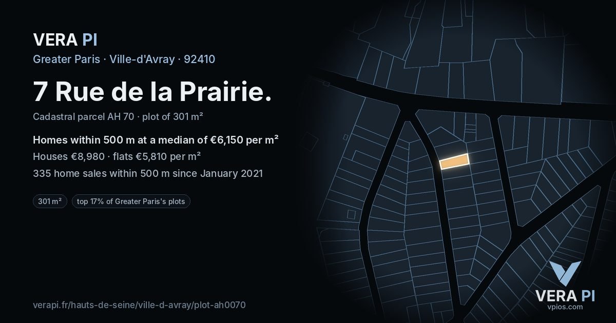 7 Rue de la Prairie, Ville-d'Avray at night – the plot lit, the parcels around coloured by the prices near them