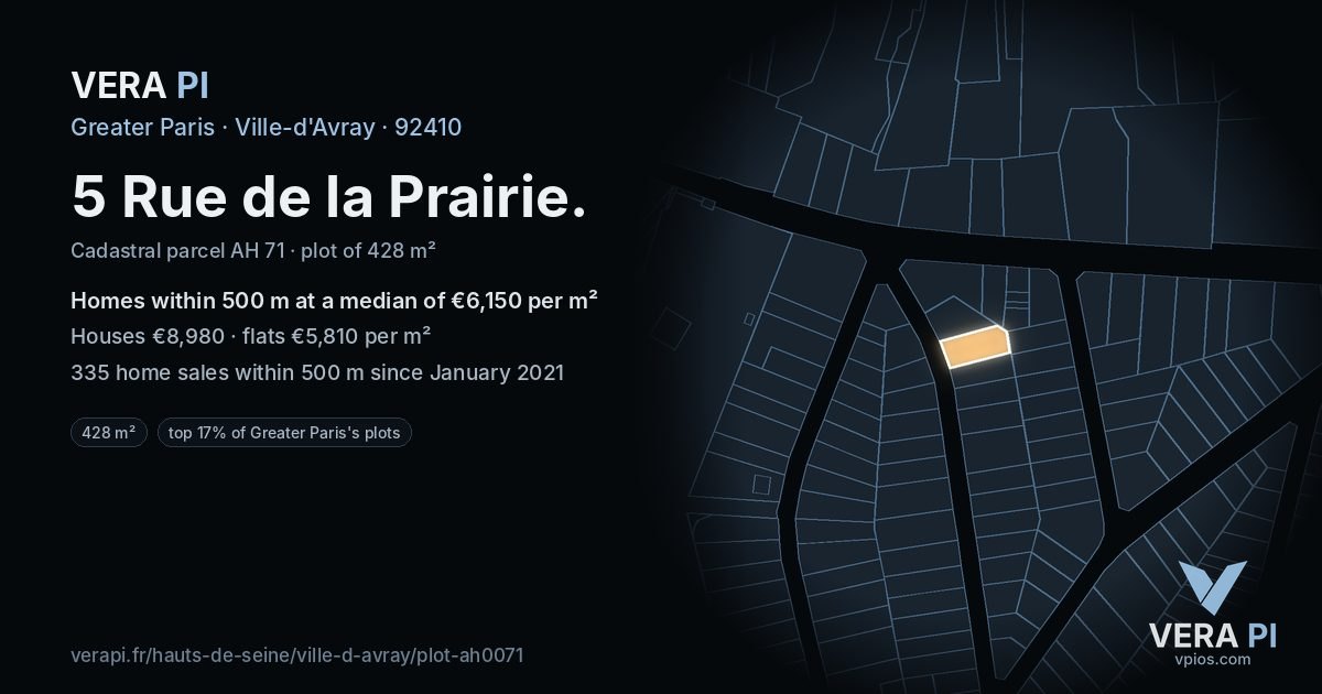 5 Rue de la Prairie, Ville-d'Avray at night – the plot lit, the parcels around coloured by the prices near them