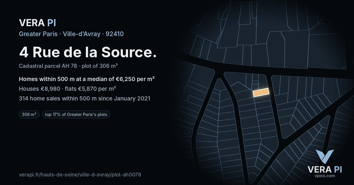 4 Rue de la Source, Ville-d'Avray at night – the plot lit, the parcels around coloured by the prices near them