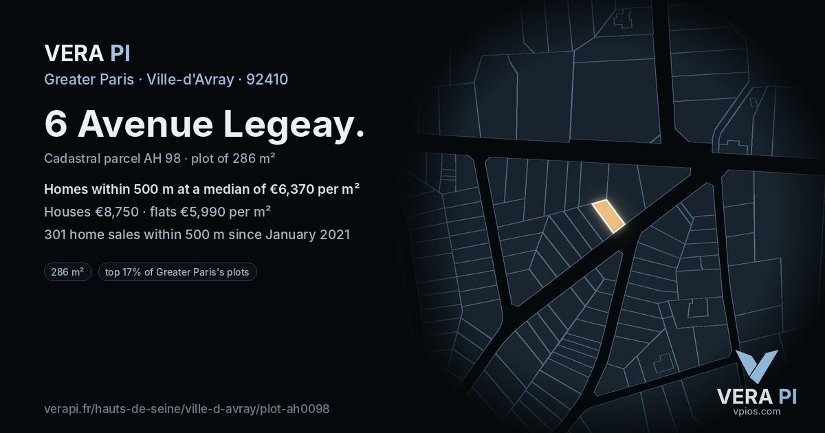 6 Avenue Legeay, Ville-d'Avray at night – the plot lit, the parcels around coloured by the prices near them