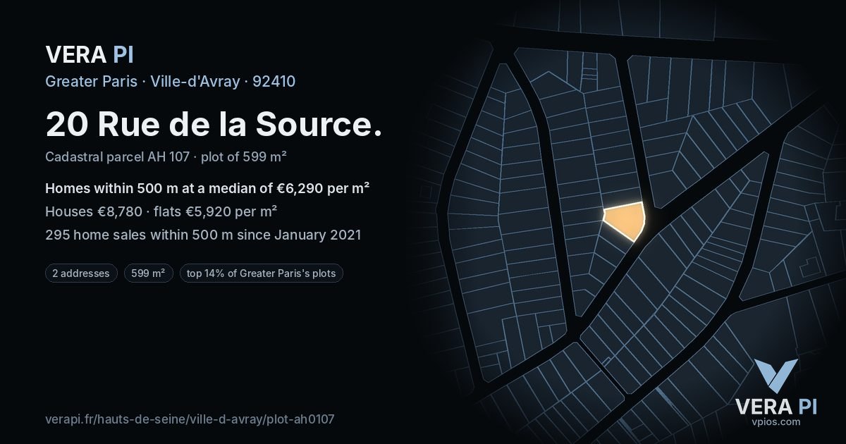 20 Rue de la Source, Ville-d'Avray at night – the plot lit, the parcels around coloured by the prices near them