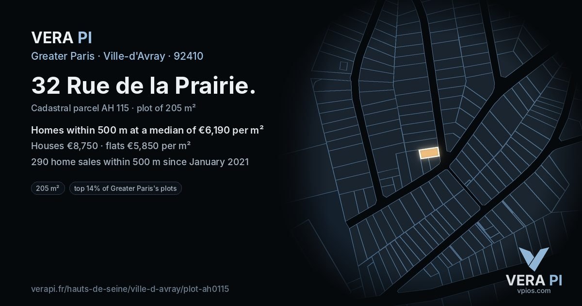32 Rue de la Prairie, Ville-d'Avray at night – the plot lit, the parcels around coloured by the prices near them