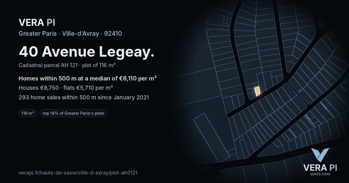 40 Avenue Legeay, Ville-d'Avray at night – the plot lit, the parcels around coloured by the prices near them