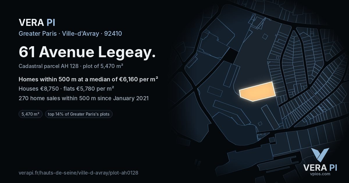 61 Avenue Legeay, Ville-d'Avray at night – the plot lit, the parcels around coloured by the prices near them