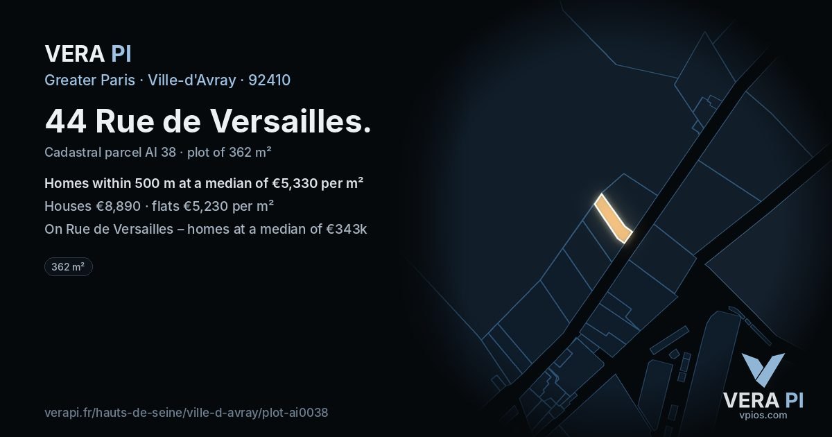 44 Rue de Versailles, Ville-d'Avray at night – the plot lit, the parcels around coloured by the prices near them
