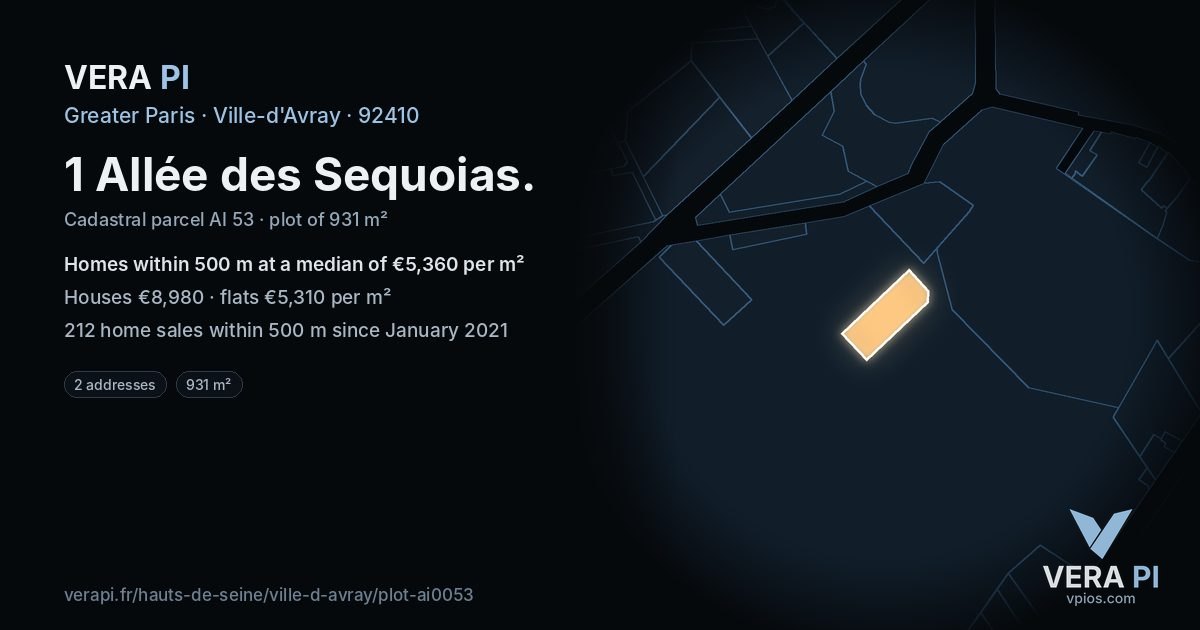 1 Allée des Sequoias, Ville-d'Avray at night – the plot lit, the parcels around coloured by the prices near them