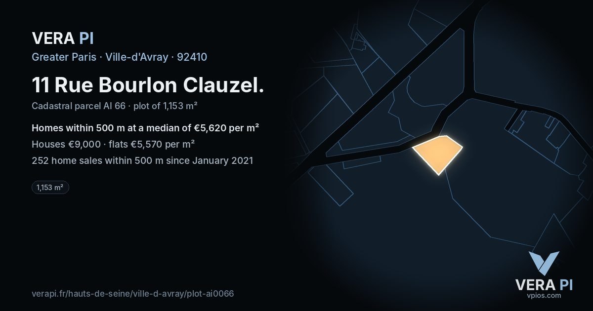 11 Rue Bourlon Clauzel, Ville-d'Avray at night – the plot lit, the parcels around coloured by the prices near them
