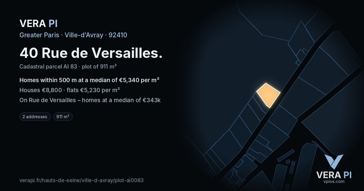 40 Rue de Versailles, Ville-d'Avray at night – the plot lit, the parcels around coloured by the prices near them