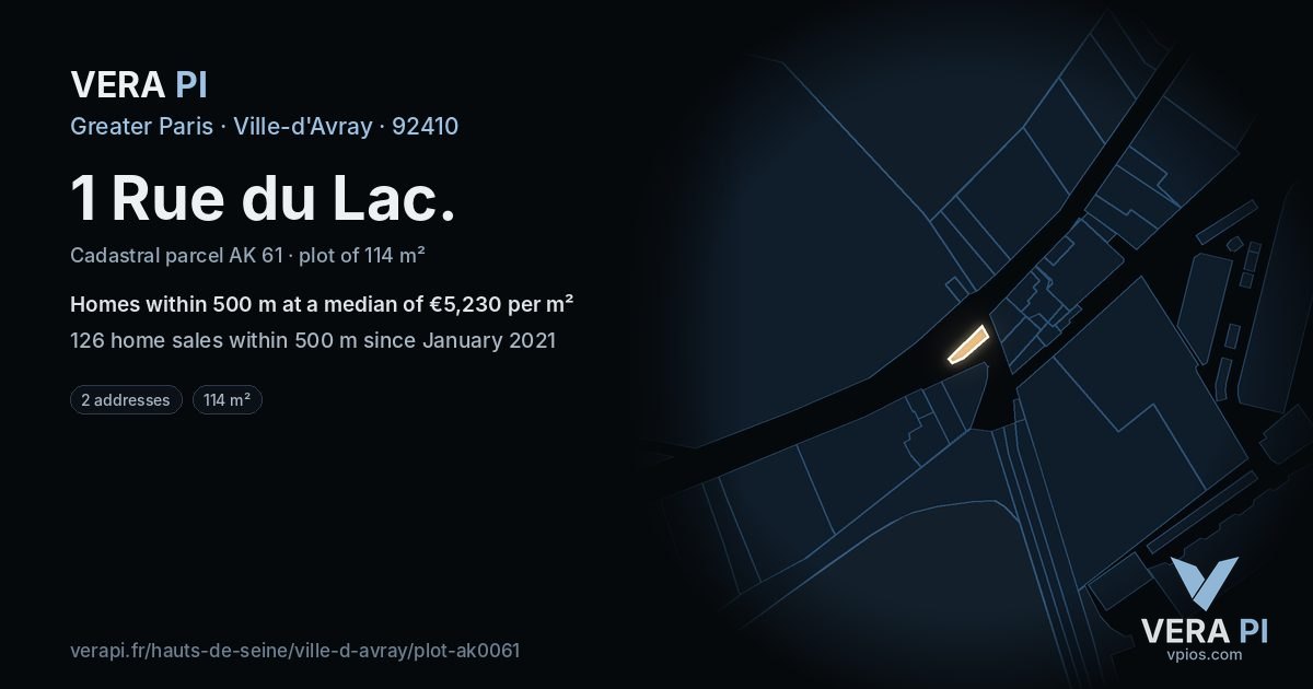 1 Rue du Lac, Ville-d'Avray at night – the plot lit, the parcels around coloured by the prices near them