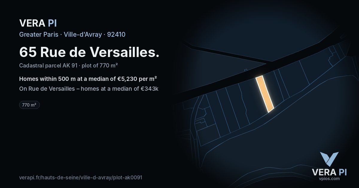 65 Rue de Versailles, Ville-d'Avray at night – the plot lit, the parcels around coloured by the prices near them