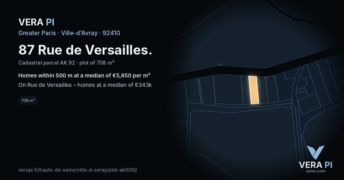 87 Rue de Versailles, Ville-d'Avray at night – the plot lit, the parcels around coloured by the prices near them