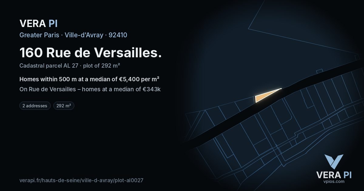 160 Rue de Versailles, Ville-d'Avray at night – the plot lit, the parcels around coloured by the prices near them