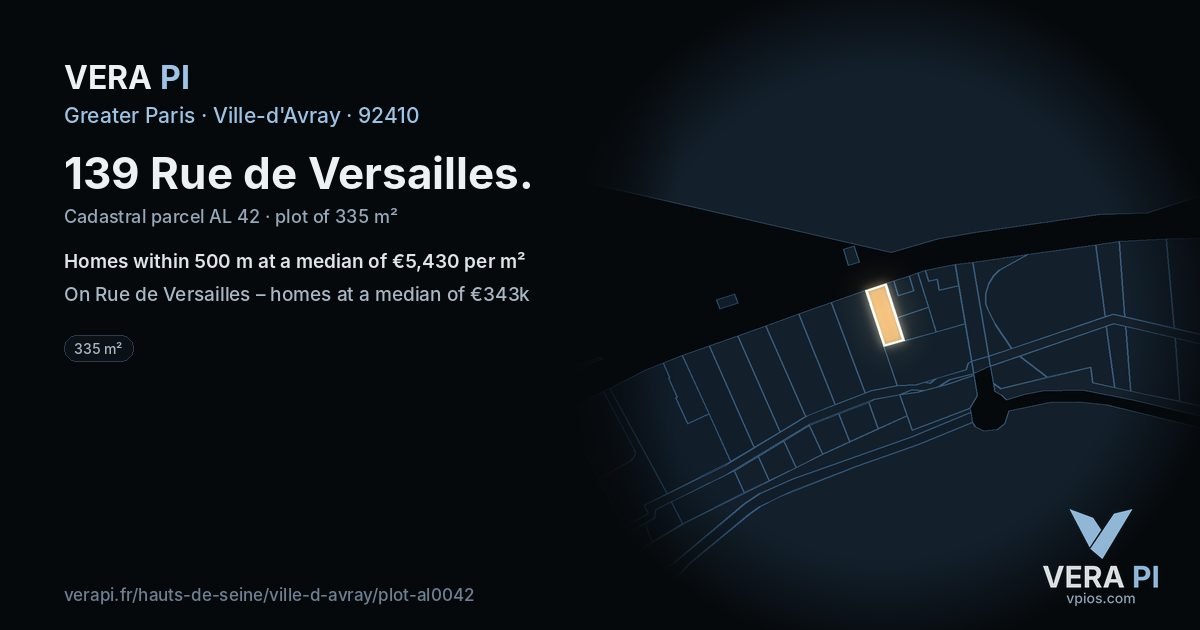 139 Rue de Versailles, Ville-d'Avray at night – the plot lit, the parcels around coloured by the prices near them
