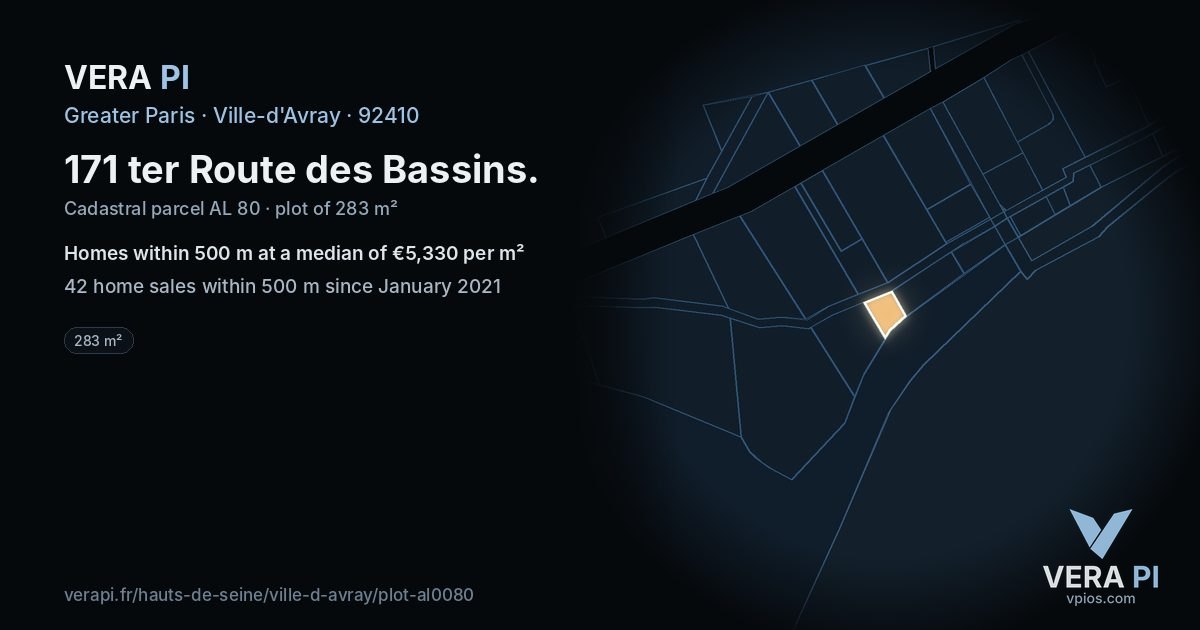 171 ter Route des Bassins, Ville-d'Avray at night – the plot lit, the parcels around coloured by the prices near them