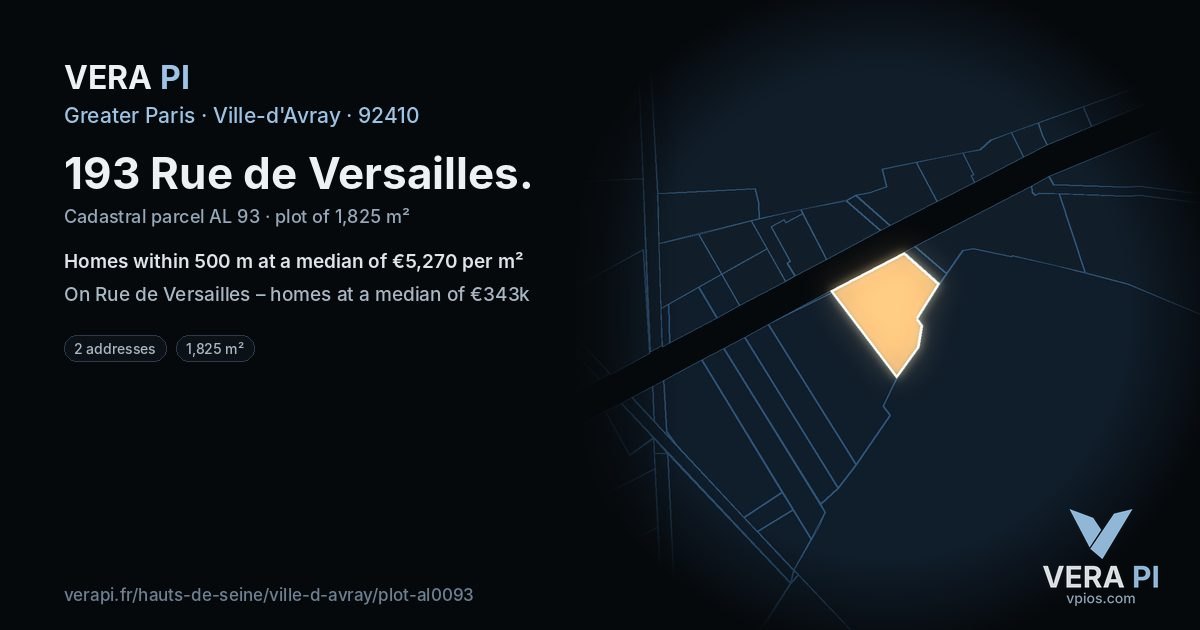193 Rue de Versailles, Ville-d'Avray at night – the plot lit, the parcels around coloured by the prices near them