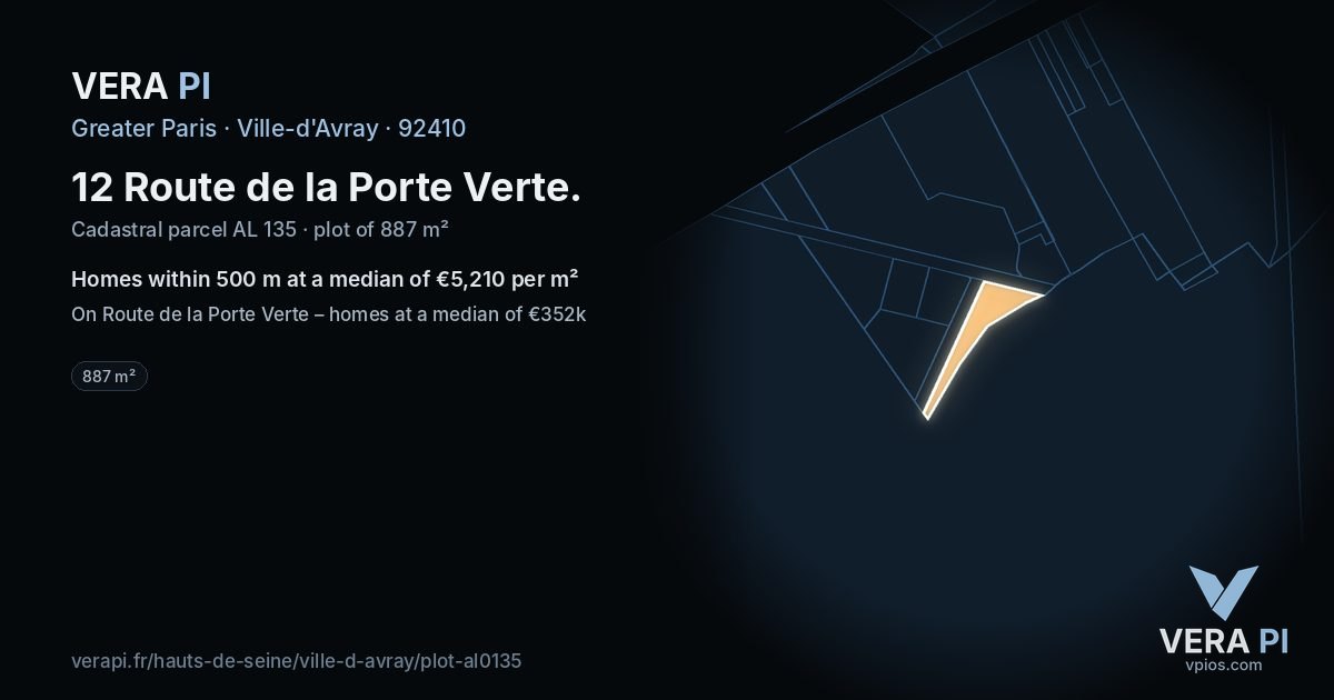 12 Route de la Porte Verte, Ville-d'Avray at night – the plot lit, the parcels around coloured by the prices near them