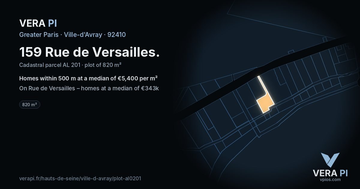 159 Rue de Versailles, Ville-d'Avray at night – the plot lit, the parcels around coloured by the prices near them