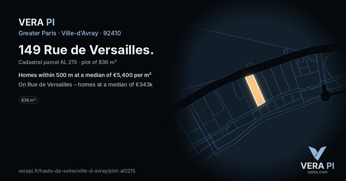 149 Rue de Versailles, Ville-d'Avray at night – the plot lit, the parcels around coloured by the prices near them