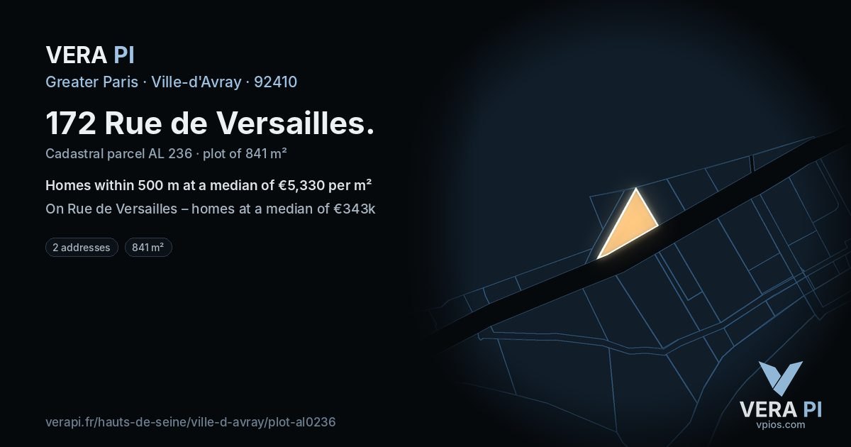 172 Rue de Versailles, Ville-d'Avray at night – the plot lit, the parcels around coloured by the prices near them