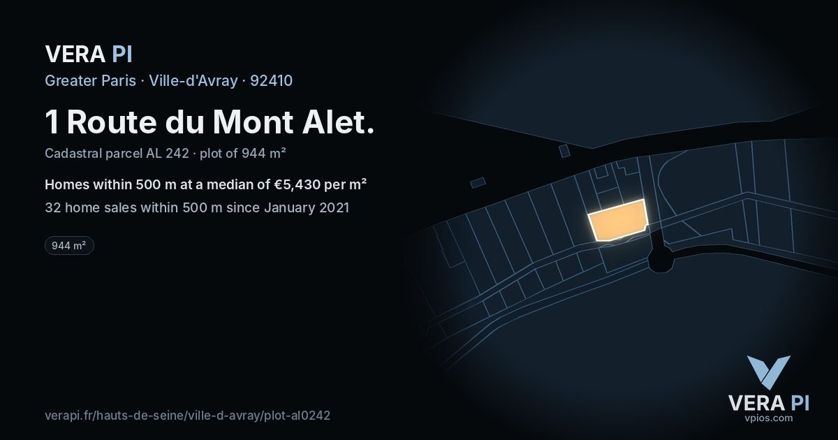 1 Route du Mont Alet, Ville-d'Avray at night – the plot lit, the parcels around coloured by the prices near them
