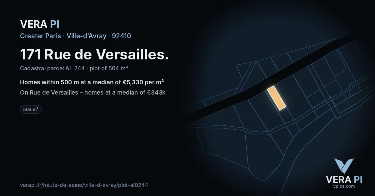 171 Rue de Versailles, Ville-d'Avray at night – the plot lit, the parcels around coloured by the prices near them