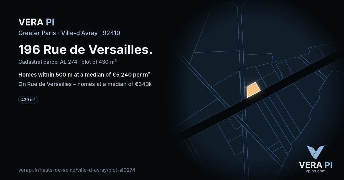 196 Rue de Versailles, Ville-d'Avray at night – the plot lit, the parcels around coloured by the prices near them