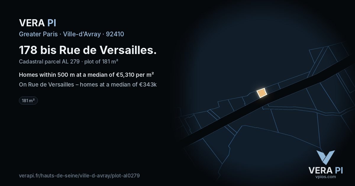 178 bis Rue de Versailles, Ville-d'Avray at night – the plot lit, the parcels around coloured by the prices near them