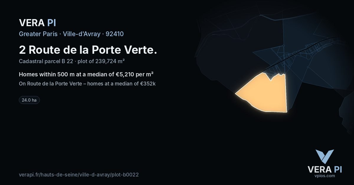 2 Route de la Porte Verte, Ville-d'Avray at night – the plot lit, the parcels around coloured by the prices near them