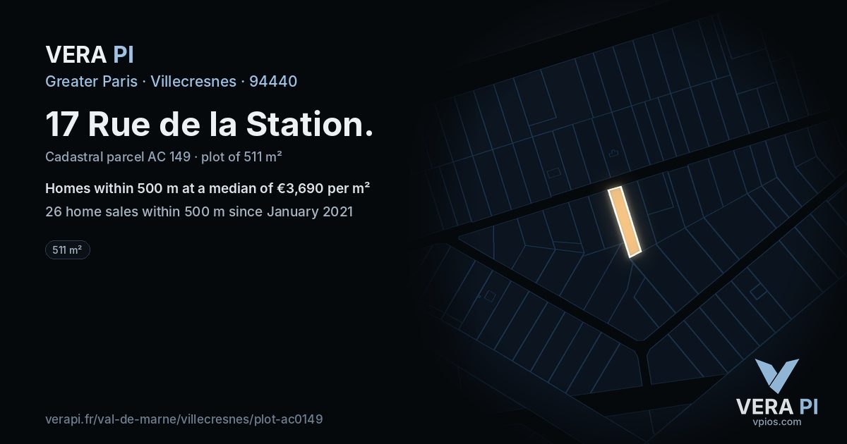 17 Rue de la Station, Villecresnes at night – the plot lit, the parcels around coloured by the prices near them